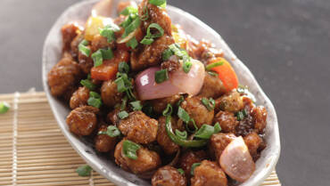 Soya Chunks Stir Fry – Chinese Style