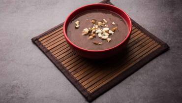 Sweet Ragi Porridge | Easy Breakfast | Healthy Recipes